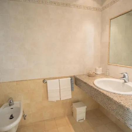 奥利维多酒店 3*