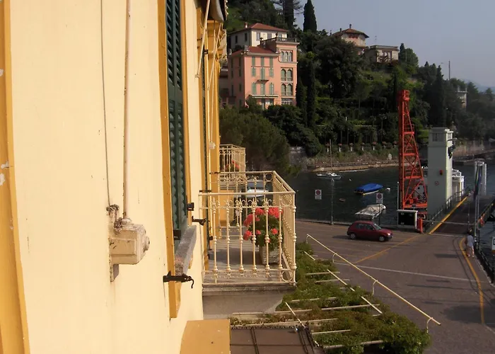 Отель Olivedo 3*